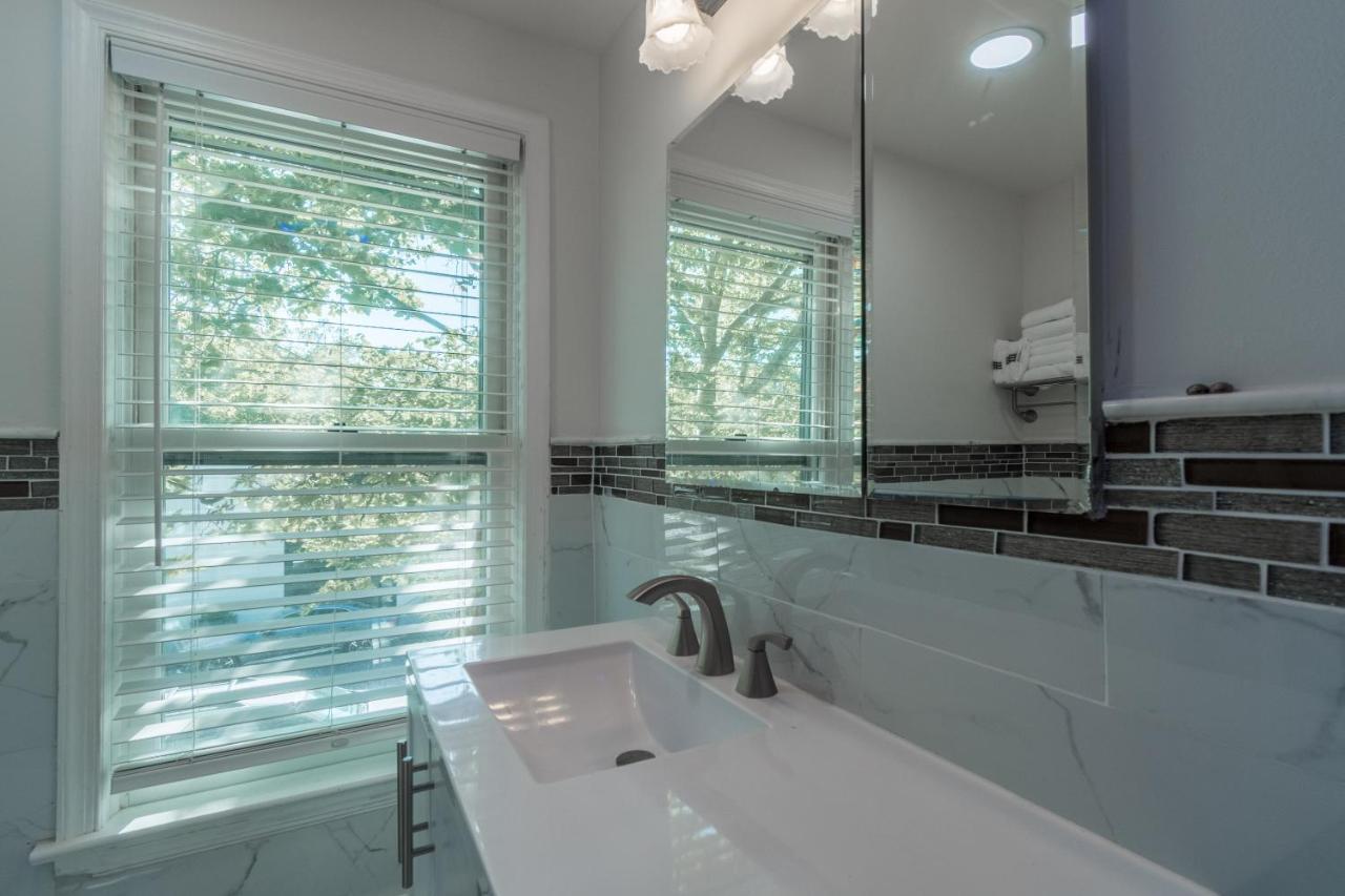 Luxurious Retreat, Parking, Restaurants, Near New Hope, 1Mile Delaware River Lambertville Kültér fotó